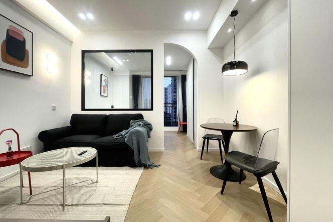 Charming duplex/1br 1lr/big living room/elevator/wall heating,Wuding rd@L14