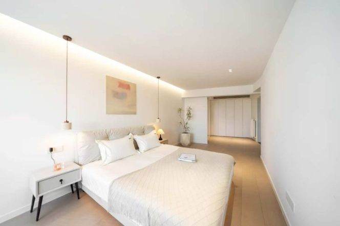 220 sqm 4 br stylish Apt &wall heating &big balcony/Suzhou creek 