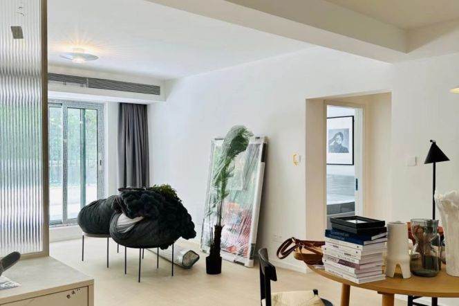 modern 2brs floor heating open balcony nice furniture near Jing an temple 19K
