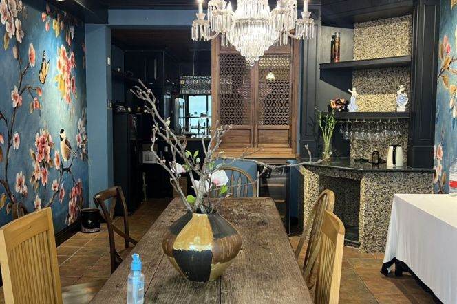 4BR Detached Villa with Courtyard｜2 mins to Line2/11 Jiangsu Rd