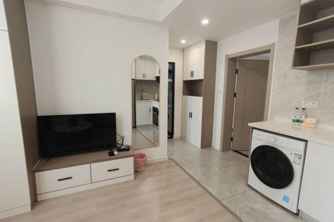 The suite is fully equipped and ready for immediate occupancy