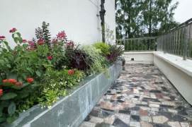 L2 loushanguan rd 88 sqm 1 br Apt &private terrace 11k