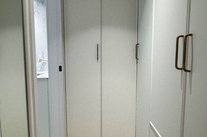 Spacious 2Br-2bathr Apt +huge balcony | Anfu rd & Wukang rd | Good view