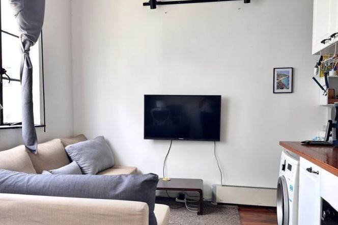 Exclusive Apartment-1bed - Bright- Cosy - convenient location- Quiet room -Line 9/12 Jiashan 
