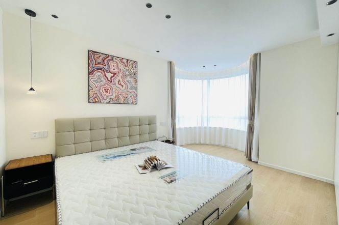 Well-Renovated 3BR High-Rise nr Changyi Rd Station/Pudong Avenue