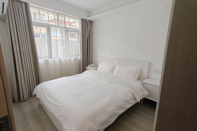 The suite is fully equipped and ready for immediate occupancy