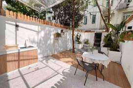 Nice yard+spacious 1br 2lr/bright room/cozy&clean,West yan'an rd@L3/4