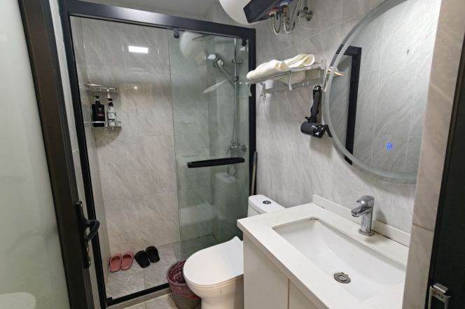 The suite is fully equipped and ready for immediate occupancy