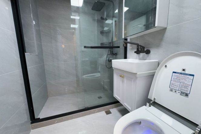 L2 loushanguan rd 88 sqm 1 br Apt &private terrace 11k