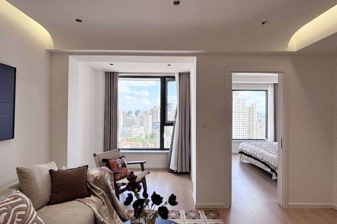 1Bdr 1Bath Apt/Spacious&Modern Line 3/4 W Yan'an Rd/large closet/nice compound/parking