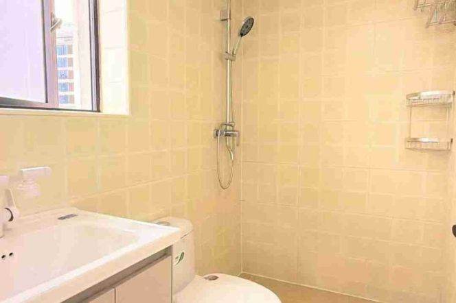 Spacious&Modern&Really Bright 1Bdr 1Bath Apt+5F Walk Up+L2/11 Jiang Su Rd+Large Storage