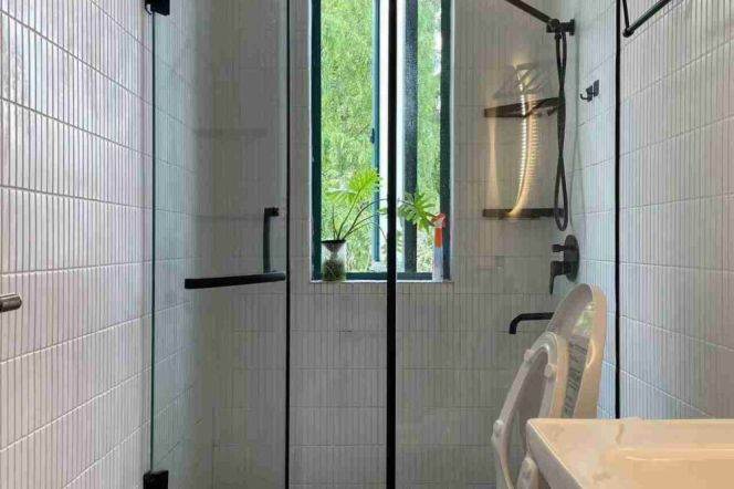 Spacious&Bright&Modern 1Bdr 1Bath Apt+L2+11 Jiang Su Rd+Zhong Shan Park+4F Walk Up