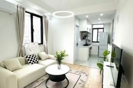 Loushanguan rd/charming 1br 1lr/all bright room/spacious&cozy,@L15/2