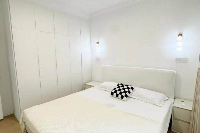 caoyang rd modern 1BR/big living room@L3/4/11/14