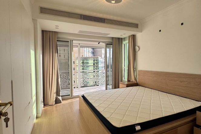 Chez Moi /Jing'an /2Br+open balcony /Jiangsu rd L2&11/Good compound