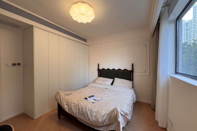 Xujiahui 2 br modern Apt &floor heating &parking &oven