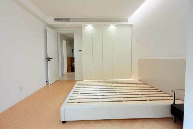 2BR Flat | Yanping Rd | 5 mins to Line7 Changping Rd