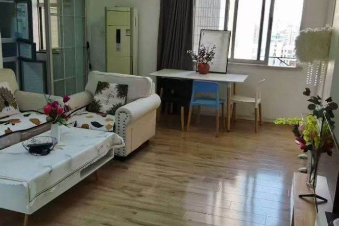 Elevator 2Brs/2Lrs/2Bts apt nr Chabgshou rd,M7/13/14