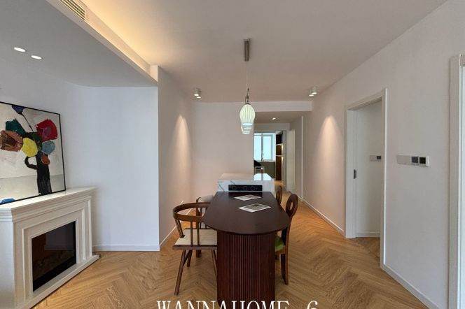 17.8K+Great Compound+Spacious&Bright 2Bdrs 1Bath Apt+Stunning View+L1+2+8 People's Square