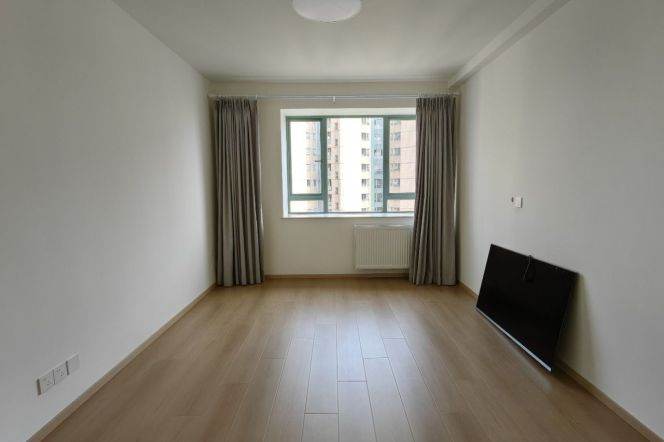 Wutong District, self-occupied with decoration, large 3bers with wall heating, Jiaotong University