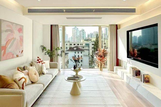Bund Xiaonanmen 3 br 150 sqm Apt &floor heating &oven 20.8K