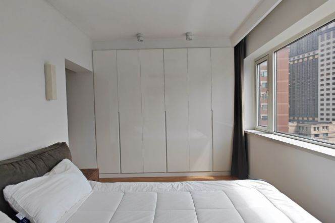 Quality 3Br 2Bt wt Balcony,open kitchen near Changle rd,yuyuan rd
