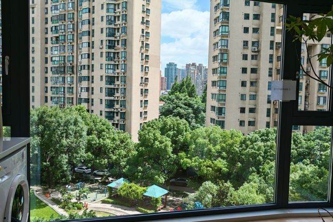 Spacious 2Br wt French Window,green view@Changsho Rd