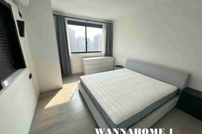 Modern&Spacious 2Bdrs 1Bath Apt+Yan Ping Rd+L14 Wu Ding Rd Metro+Stunning View 