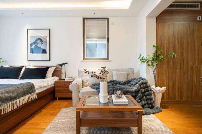 Bright 1Br fully furnished 