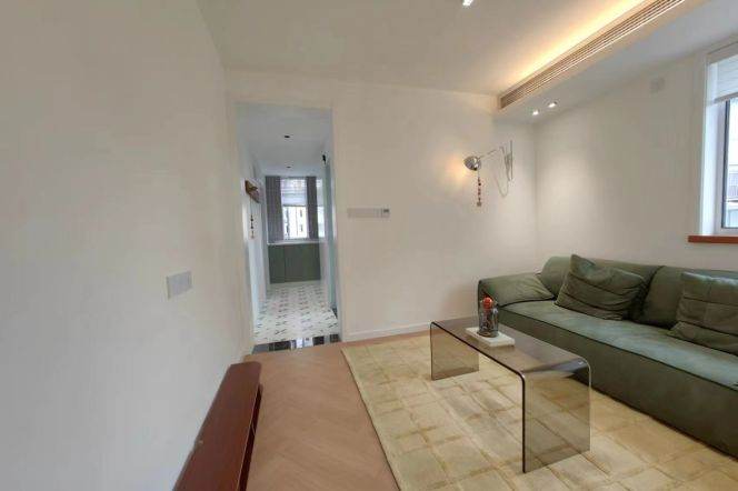 Cozy one bedroom elevator apt+central AC+Oven @Line14 Wuding Rd