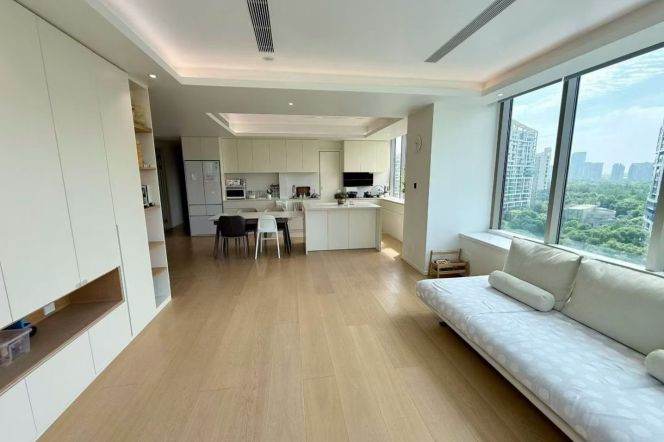 Century Park, 186 sqm, large 3-bers, L 2 Shanghai Science Station