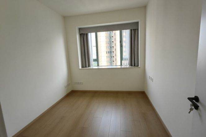 Wutong District, self-occupied with decoration, large 3bers with wall heating, Jiaotong University