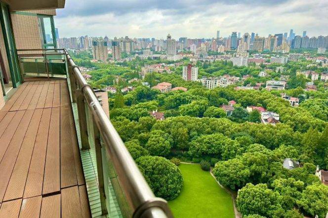 modern big 3brs floor heating open balcony very good view in international compound