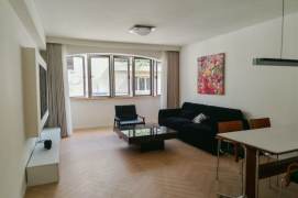 Jingan Temple,Jiangsu rd,spacious&new 1Br wt floor heating
