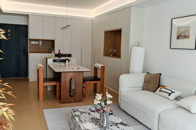 Suzhou Creek,changshou rd brand new&quality 1Br,french window