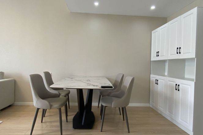 Xuhui center, 2Br 2Ba 120Sqm, Nice view, Jia shan rd., L9/12