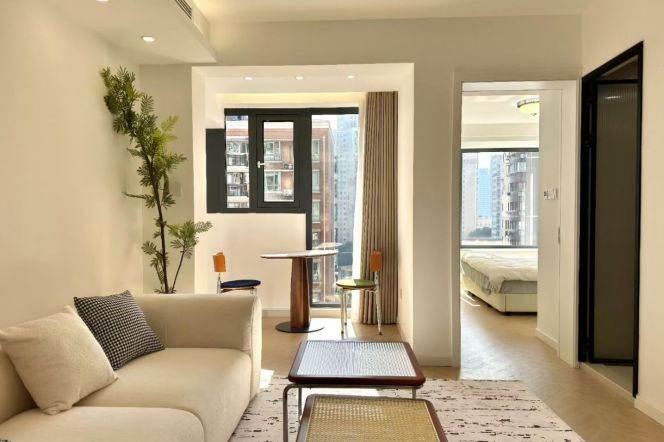 Wuding rd,yanping rd bright 1Br wt floor heating,nice compoud