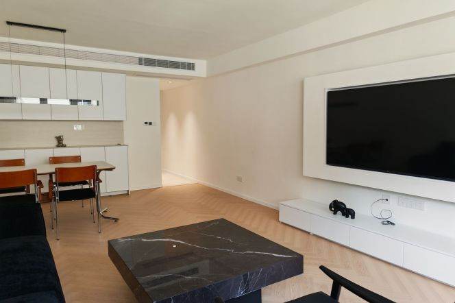 Jingan Temple,Jiangsu rd,spacious&new 1Br wt floor heating