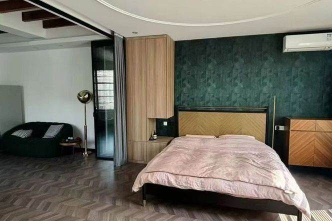 Beautiful 1+1br with terrace @Middle Fuxing Road