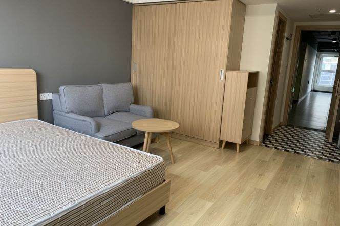 1Stuido near line 1/3/4 convenient to Shanghai Uni Yan'chang campus can long and short lease