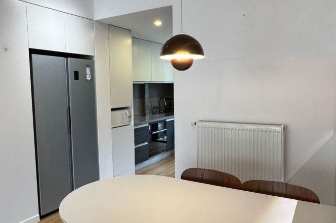 xinhua rd,Jiaotong Uni. 3Br 2Bt wt wall heating,N-S transparent