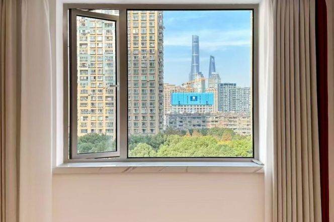 3 Brs, 2 Baths, Floor heating/Central ac/Dish washer, 150 sqm @ Xiaonanmen station L9