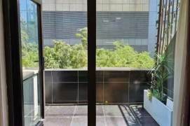 Elevator 1br - North Xiangyang Road - 3 mins to Lines 1/10/12 South Shaanxi Road Station