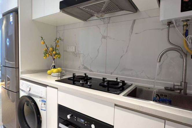 1 br near L2/L7/L14 jing'an temple station+ECNU