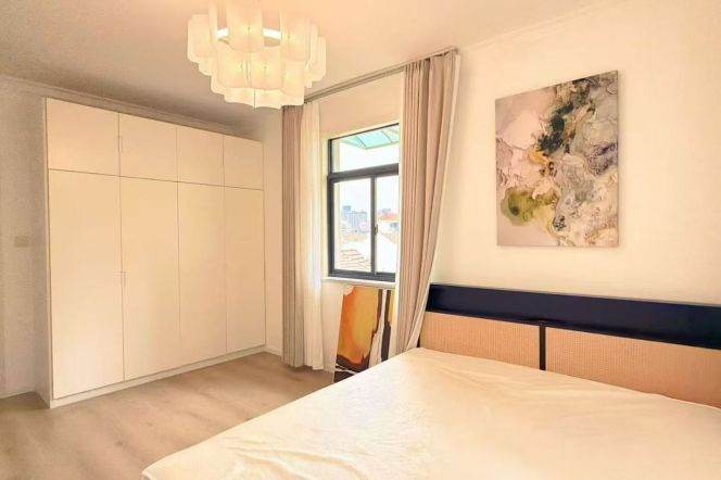Lovely bright 1BR APT Yuyuan Rd Jiangsu rd 6.8k