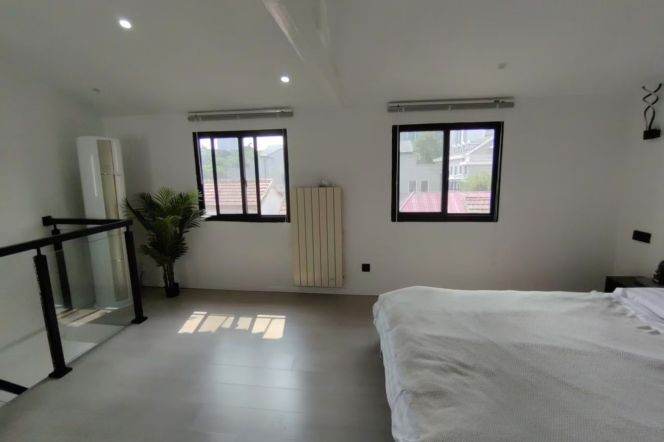 Modern 1br/60sqm & duplex/oven @W Nanjing Rd metro