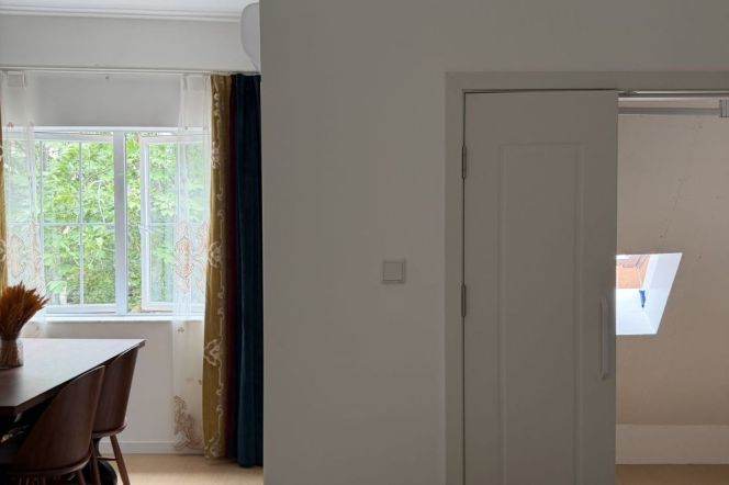 Yuyuan rd 1+1 br 95 sqm charming old Apt only 9.5K