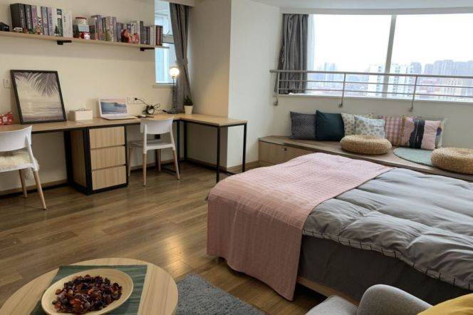 1Studio near line 1/3/4 convenient to SISU(ESSCA) can long and short lease