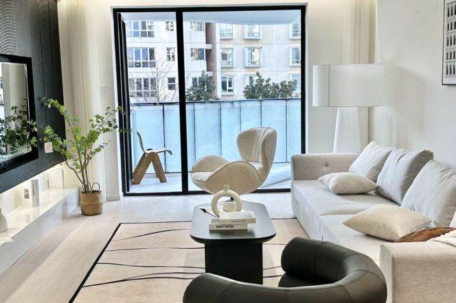 Stunning 3br with clubhouse @Changning   Line 2