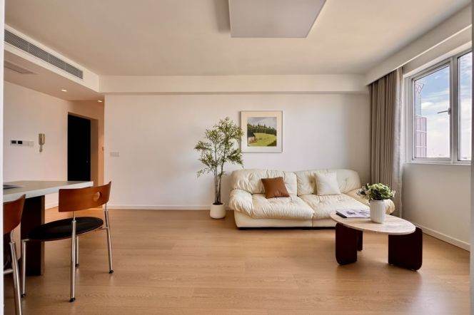Bright 2Br wt floor heating,good view@Wuding rd,Jiangsu rd